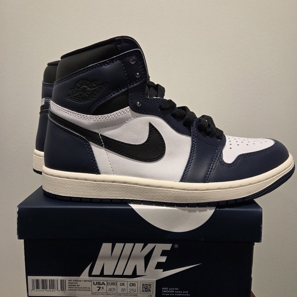 Nike Air Jordan 1 Retro High OG 'Midnight Navy' Men's Size 7.5 or Women's 9